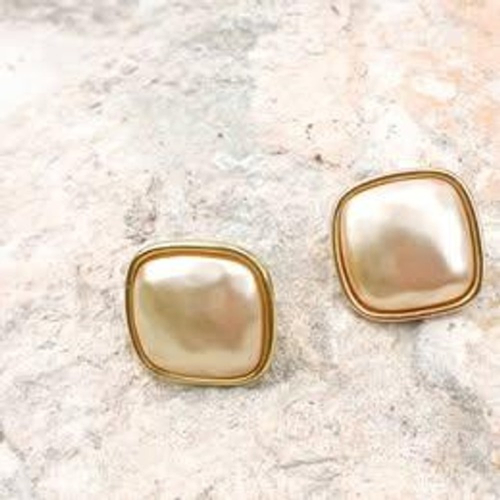 Vintage Napier Earrings Gold Tone Cream‎ Faux Pearl Square Button Omega Back